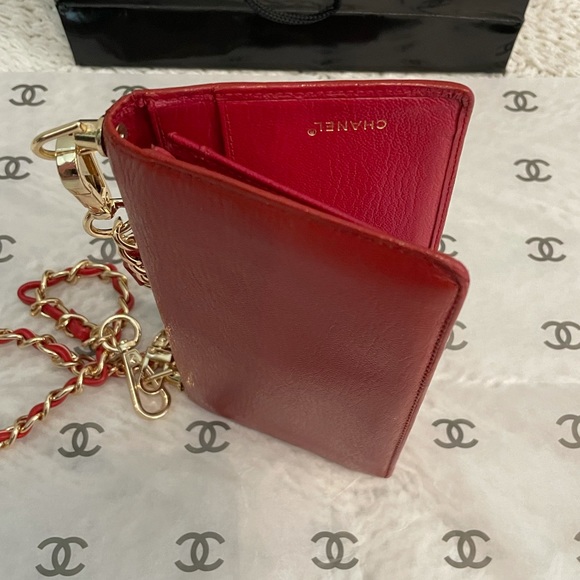 🌺$851 OFF RETAIL $175🌺AUTHENTIC CHANEL VINTAGE WALLET ON A CHAIN🌺 - Picture 14 of 15